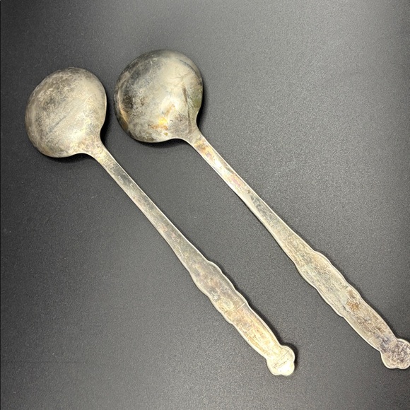 (2) Antique WNK (Worthy Noble & Kent) silver plated spoons 8” - Picture 7 of 7